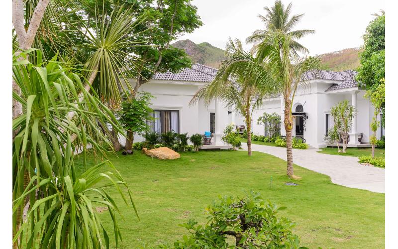 top-khach-san-resort-o-quy-nhon-moi-khai-truong-37