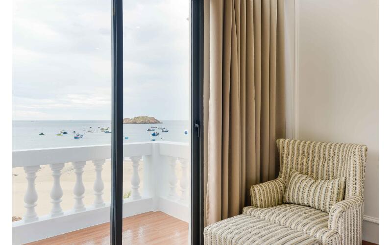 top-khach-san-resort-o-quy-nhon-moi-khai-truong-32