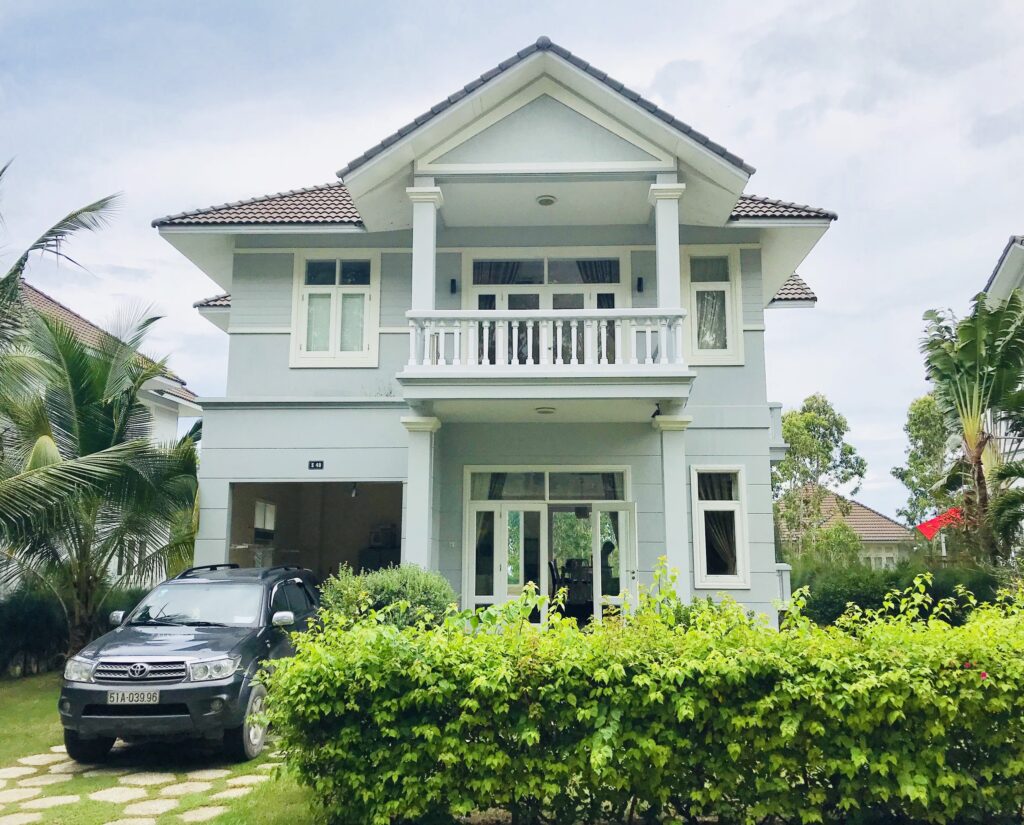 VILLA-PHAN-THIET-CHO-THUE-NGUYEN-CAN-DEP-NHAT-2020