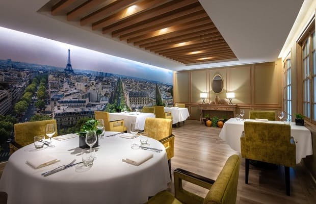 Review-Khach-san-Sofitel-Sai-Gon-Plaza