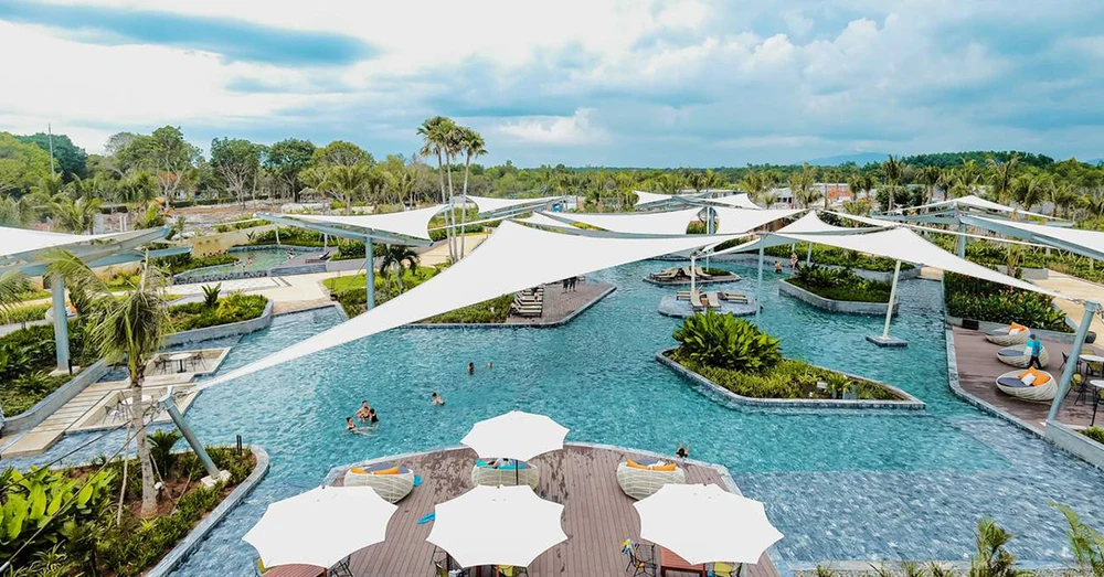 suoi-nuoc-nong-binh-chau