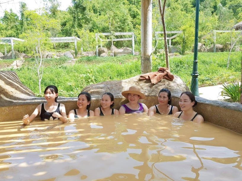 suoi-khoang-nong-thanh-tan-hue-o-dau