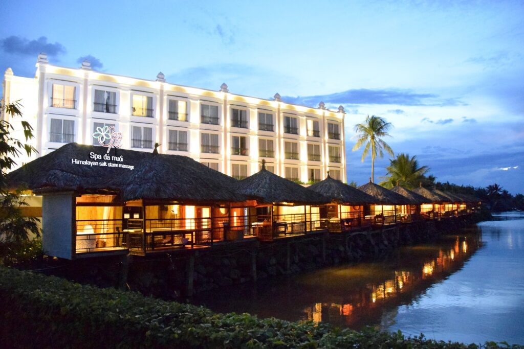 Cham-Oasis-Nha-Trang-Resort-Condontel-8