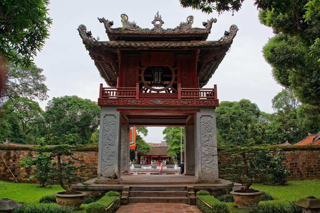 review-khach-san-apricot-ha-noi-vi-tri-hang-phong-gia-5