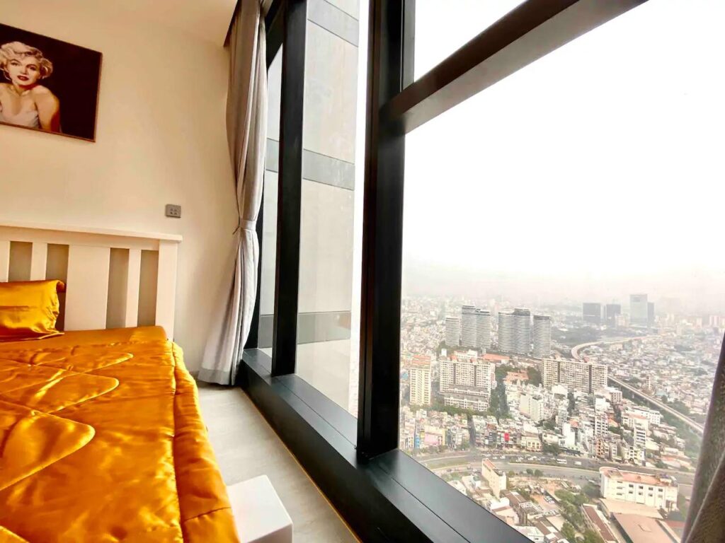 thue-can-ho-vinhomes-golden-river-sai-gon