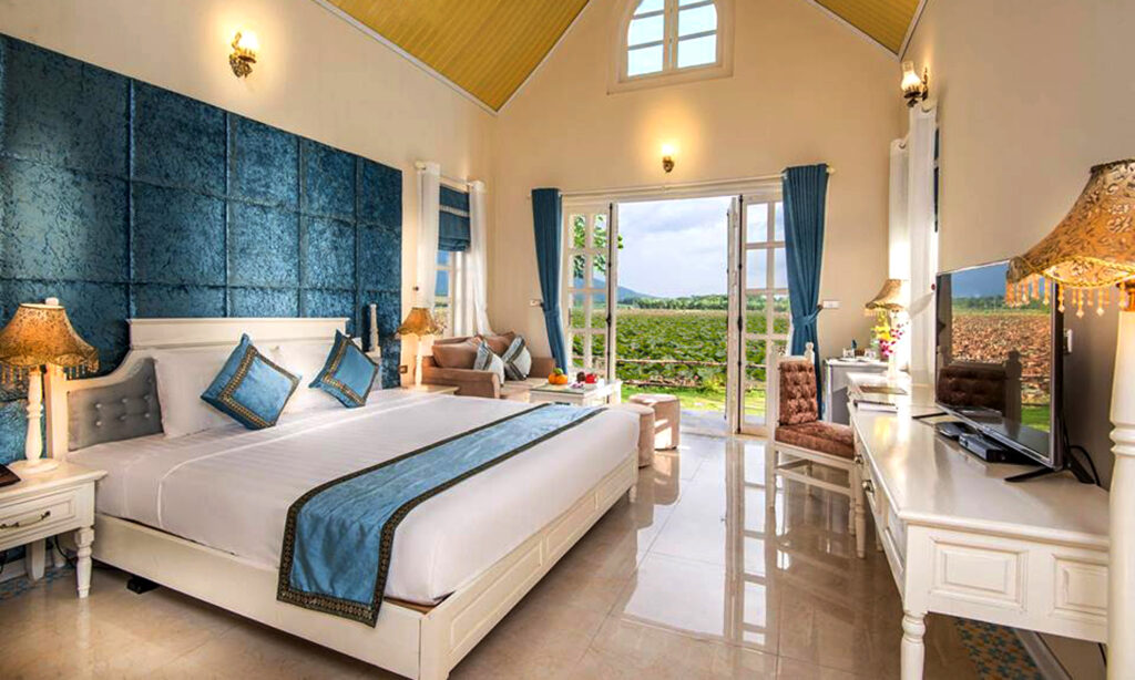 review-vuon-vua-resort-&-villas-phu-tho-thanh-thuy-gia-phong-villa-biet-thu-cho-thue-13