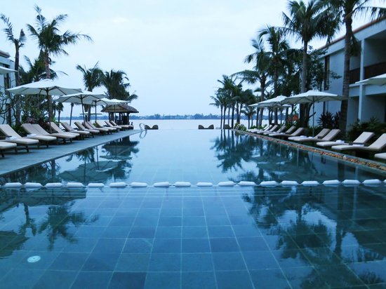 vinh-hung-emerald-resort-hoi-an