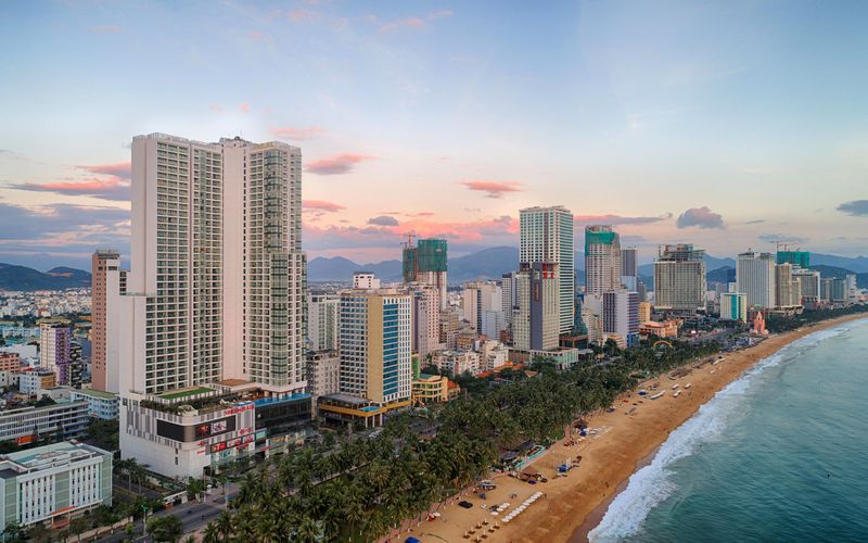 combo-sieu-hap-dan-3n2d-chi-tu-1-950-000-nguoi-tai-vinpearl-condotel-beachfront-nha-trang-1