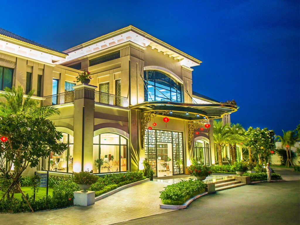 gia-phong-khach-san-da-nang-vinpearl-resort-spa-da-nang