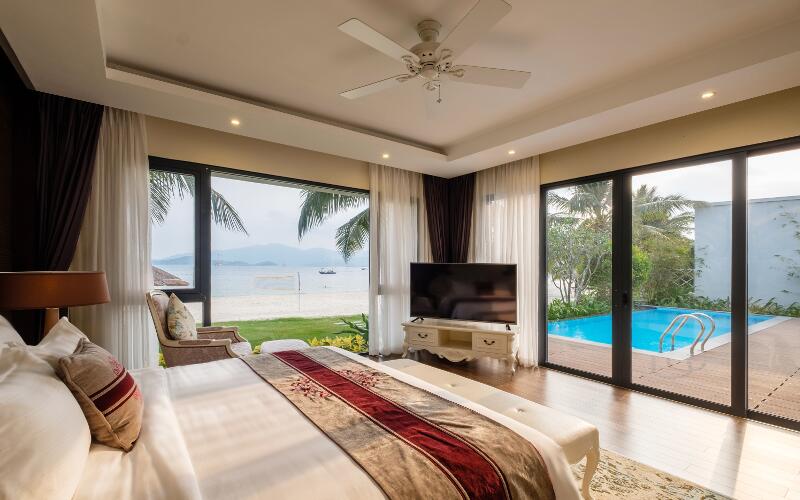 vinpearl-resort-spa-nha-trang-bay-5