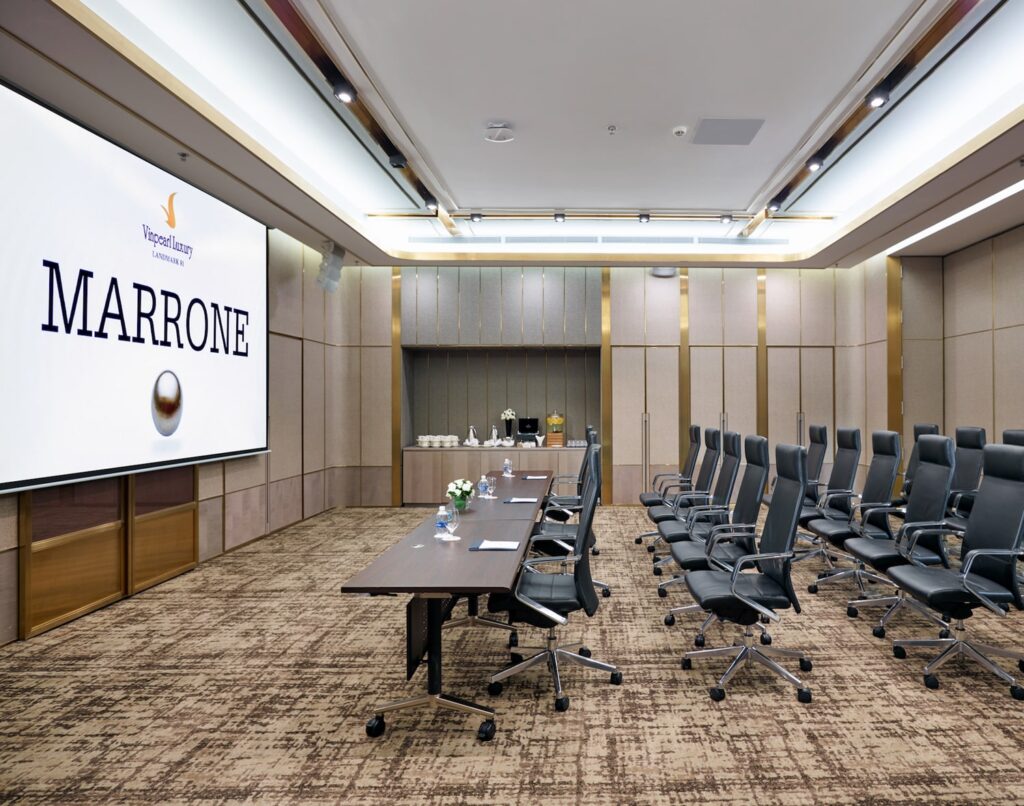 gia-phong-va-dich-vu-khach-san-Vinpearl-Resort-&-Spa-Long-Beach-Nha-Trang