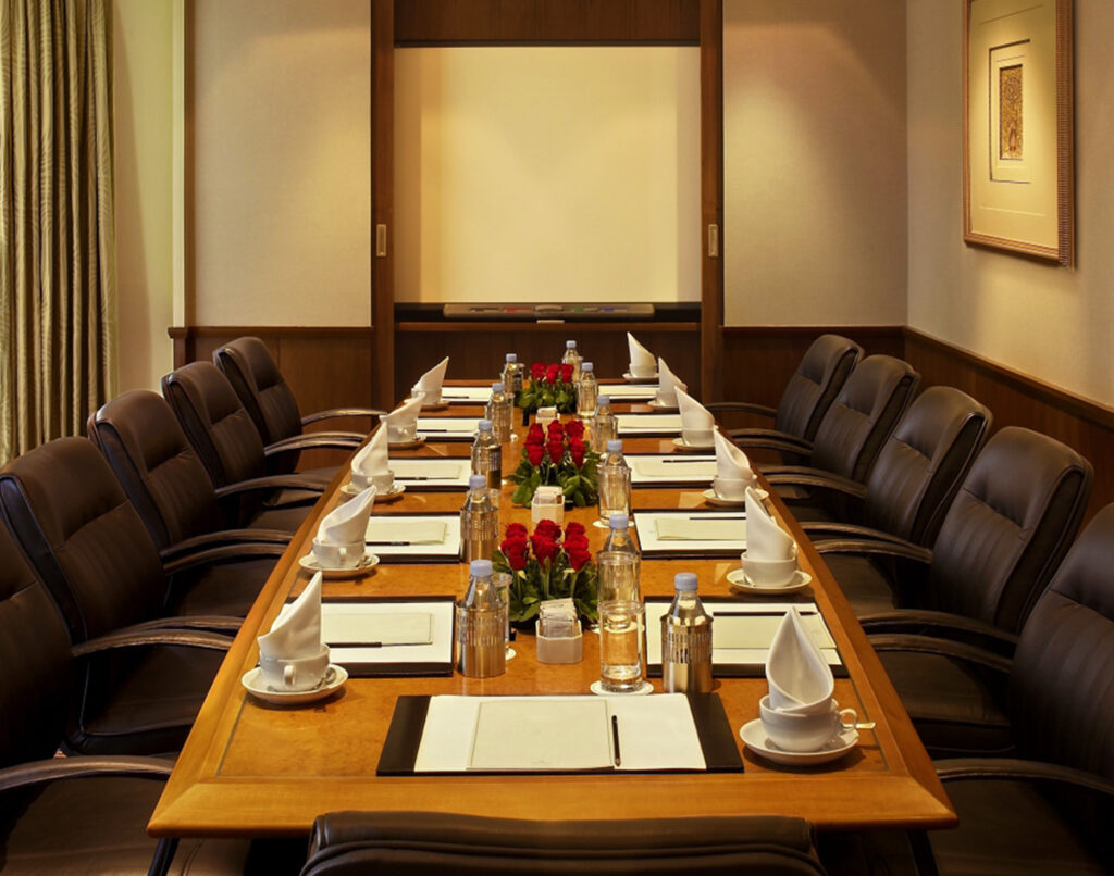 gia-phong-hoi-nghi-vinpearl-ha-long-5