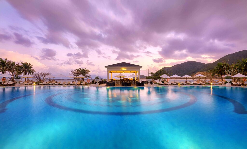 ho-boi-ngoai-troi-vinpearl-nha-trang-discovery-2