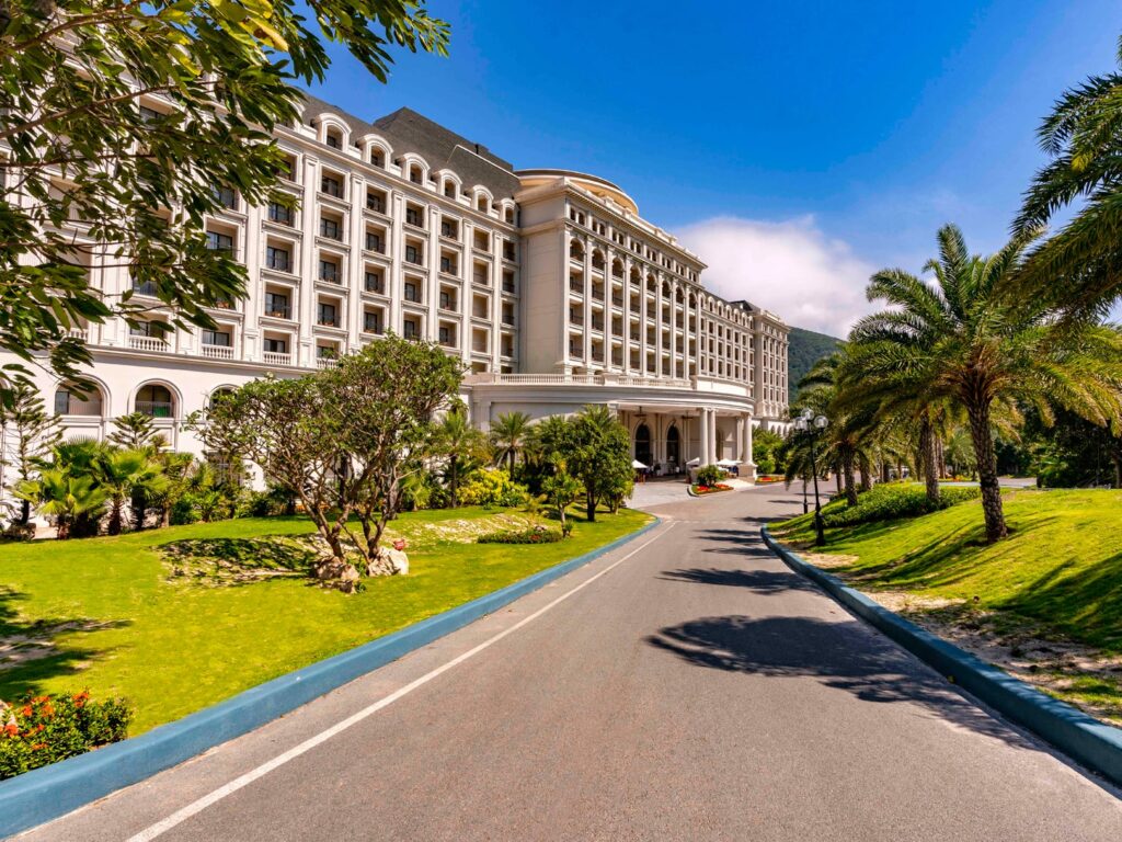 vinpearl-nha-trang-discovery-1