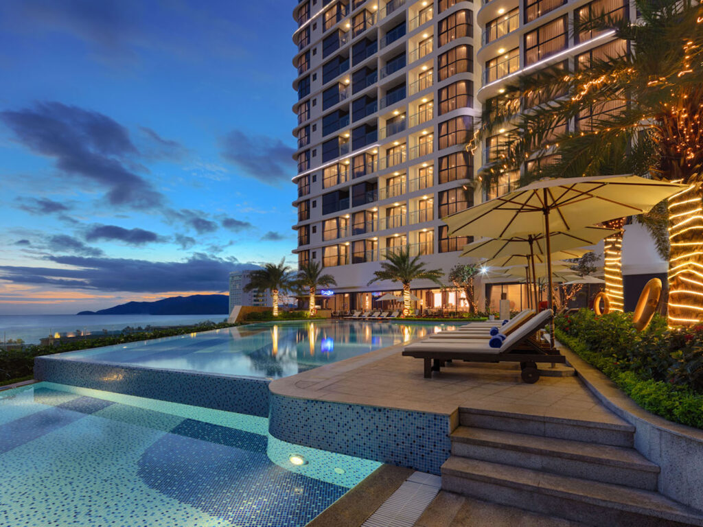 empire-nha-trang-ho-boi-vinpearl