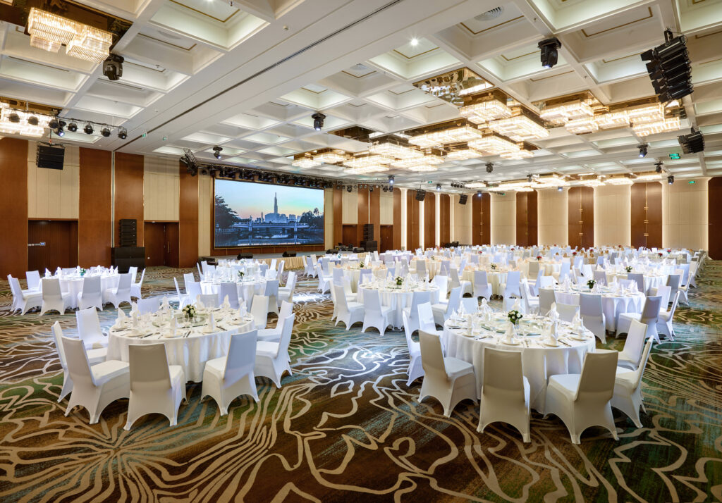 gia-dich-vu-phong-hoi-nghi-tai-vinpearl-luxury-landmark-81-5*