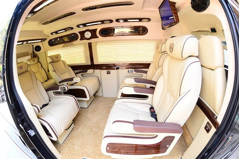 xe-loc-phat-limousine-sai-gon-di-can-tho-2