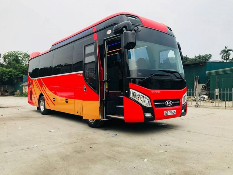 nha-xe-lien-hung-limousine-sai-gon-can-tho-3