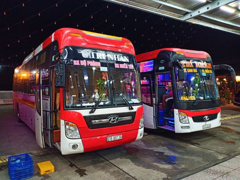 nha-xe-tri-nhan-limousine-sai-gon-san-bay-tan-son-nhat-di-tien-giang-2