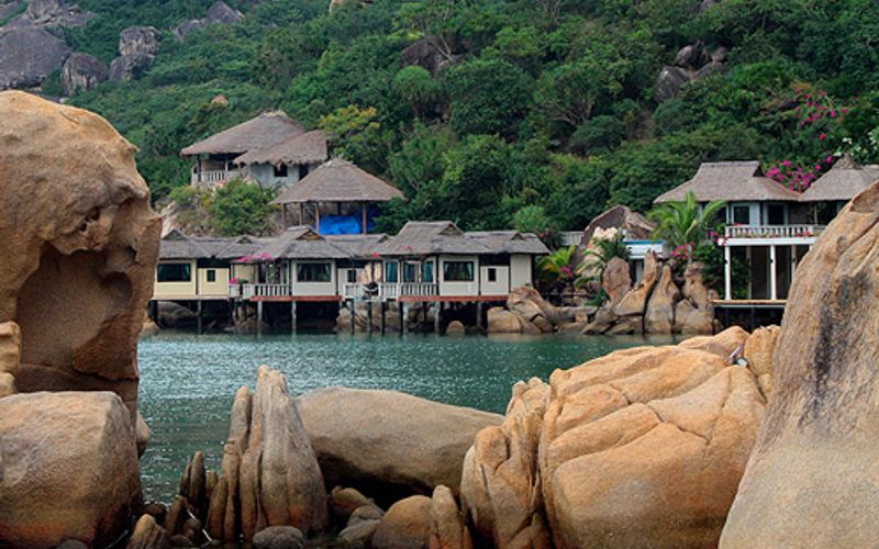 review-danh-gia-yen-bay-resort-ngoc-suong-cam-ranh-4-sao-vi-tri-o-dau-dich-vu-co-gi-3