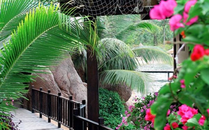 review-danh-gia-yen-bay-resort-ngoc-suong-cam-ranh-4-sao-vi-tri-o-dau-dich-vu-co-gi-6