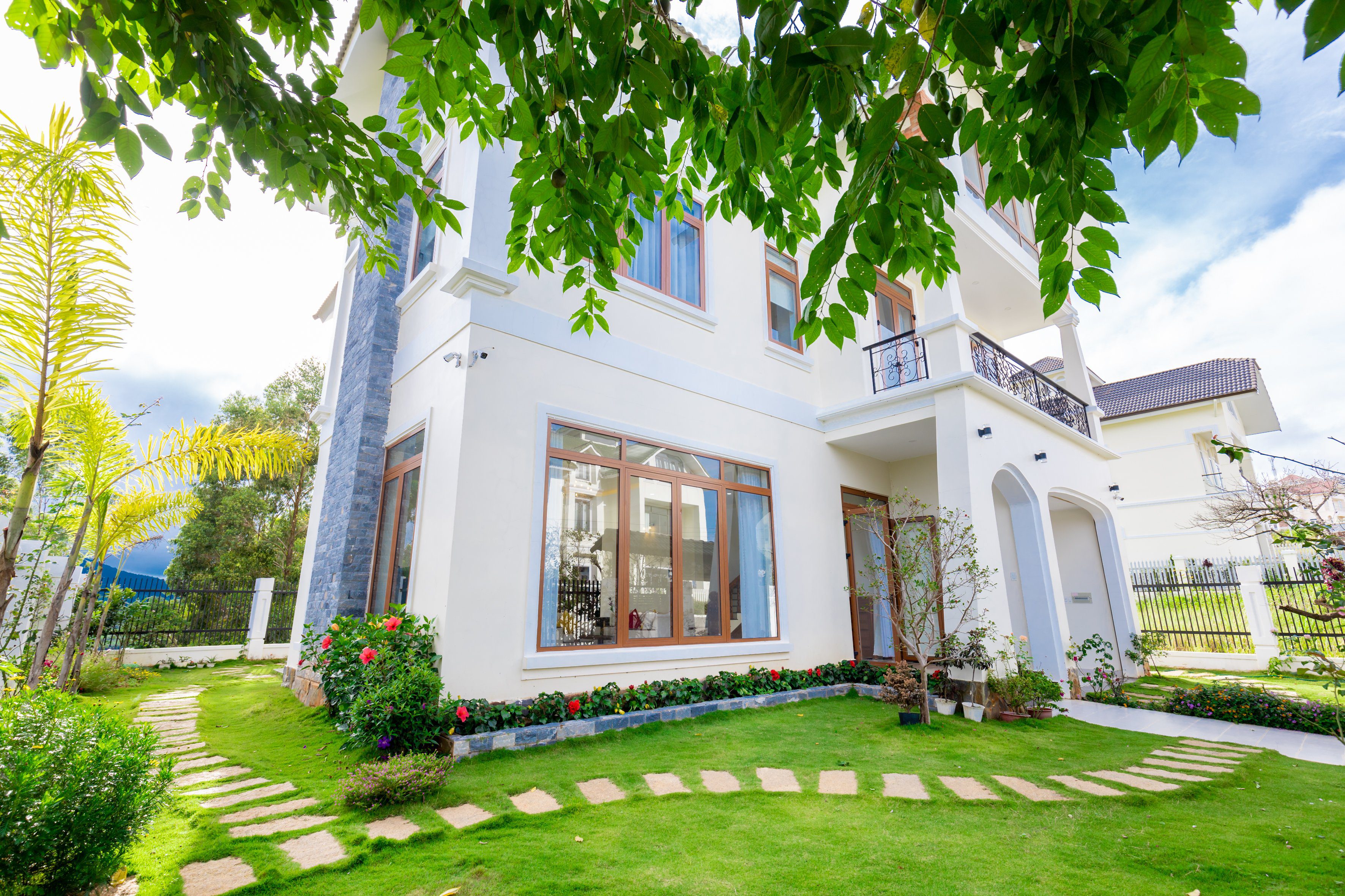 villa-dalat-nhom-duoi-20-khach