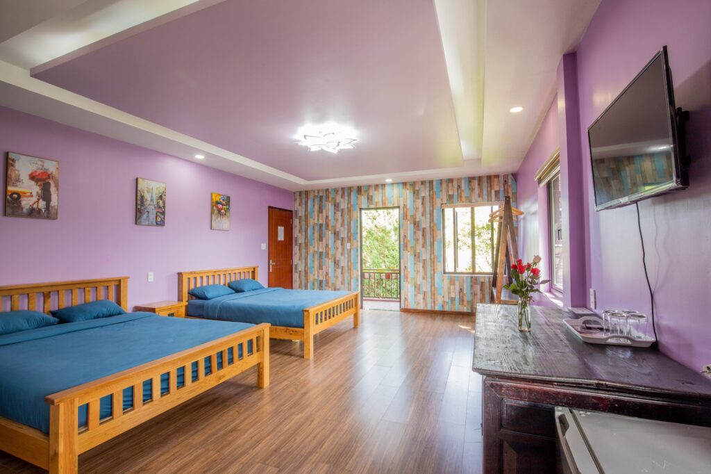 violet-villa-2