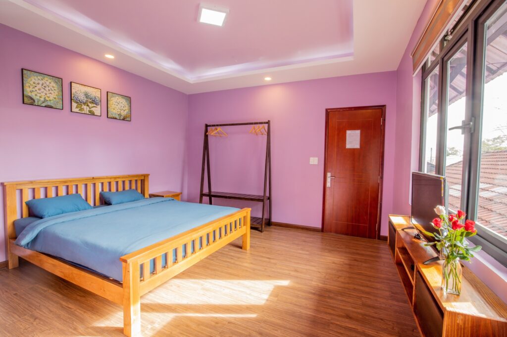 violet-villa-2