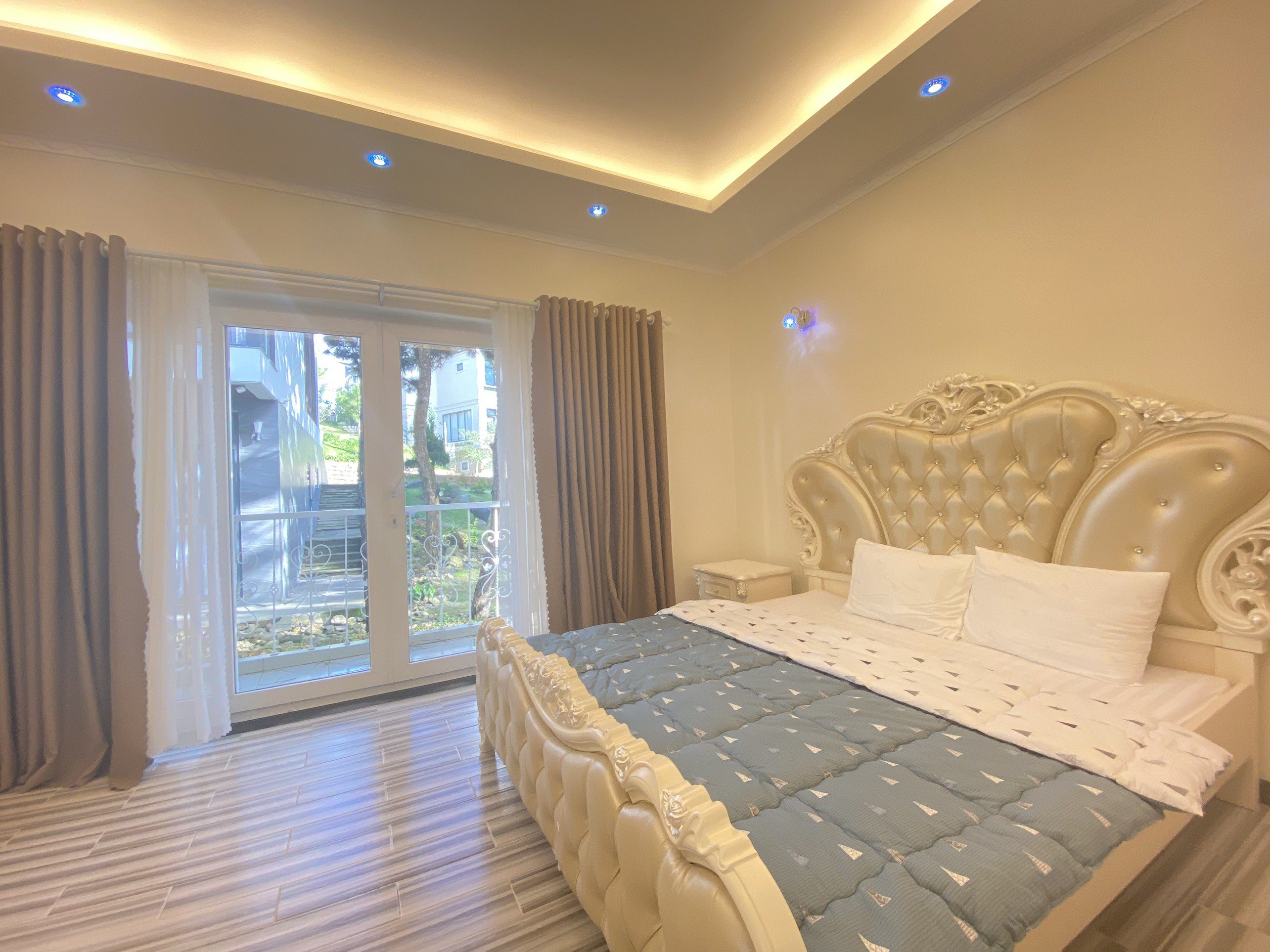 mimosa-villa