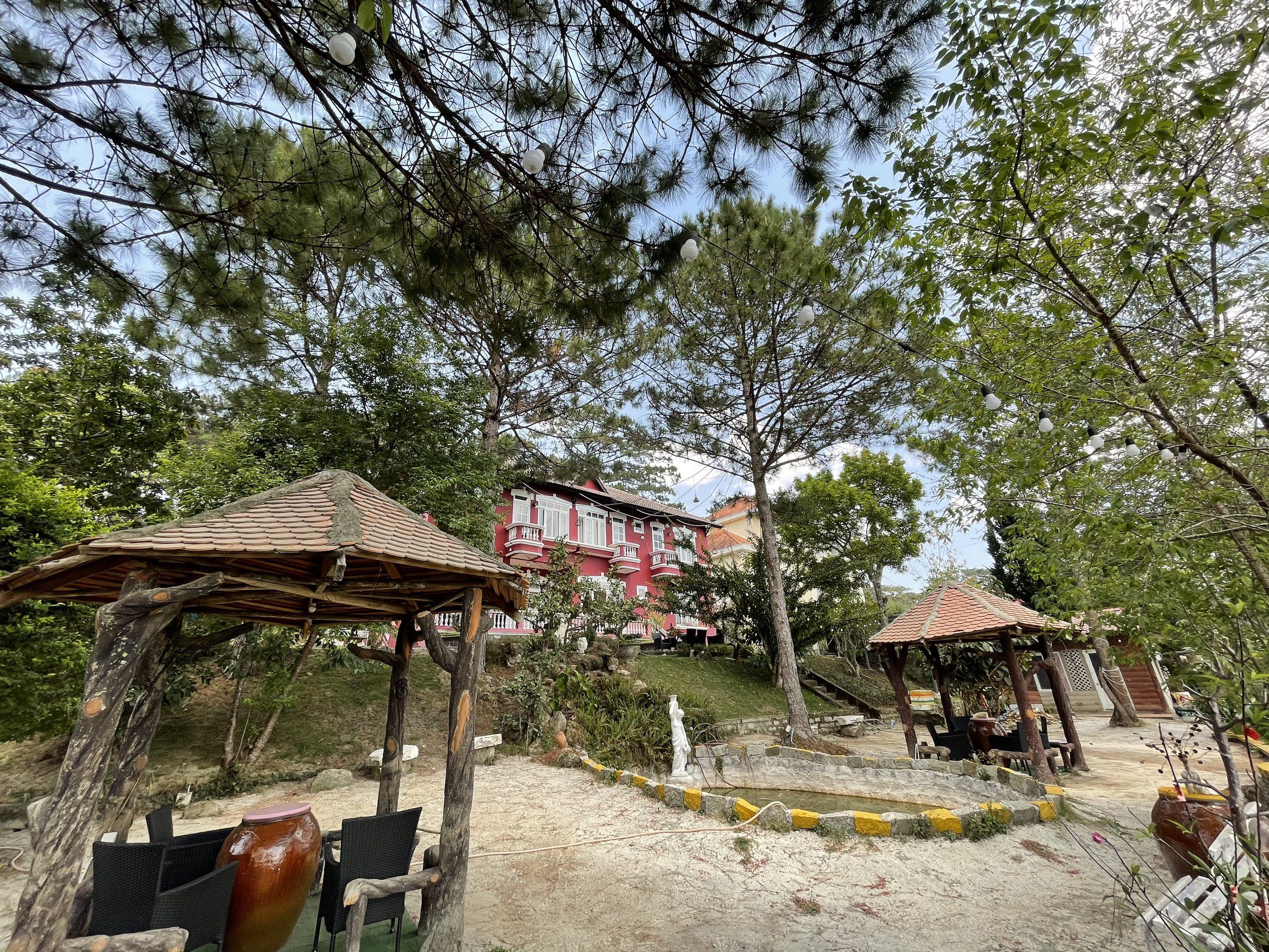 villa-dalat-nhom-duoi-20-khach