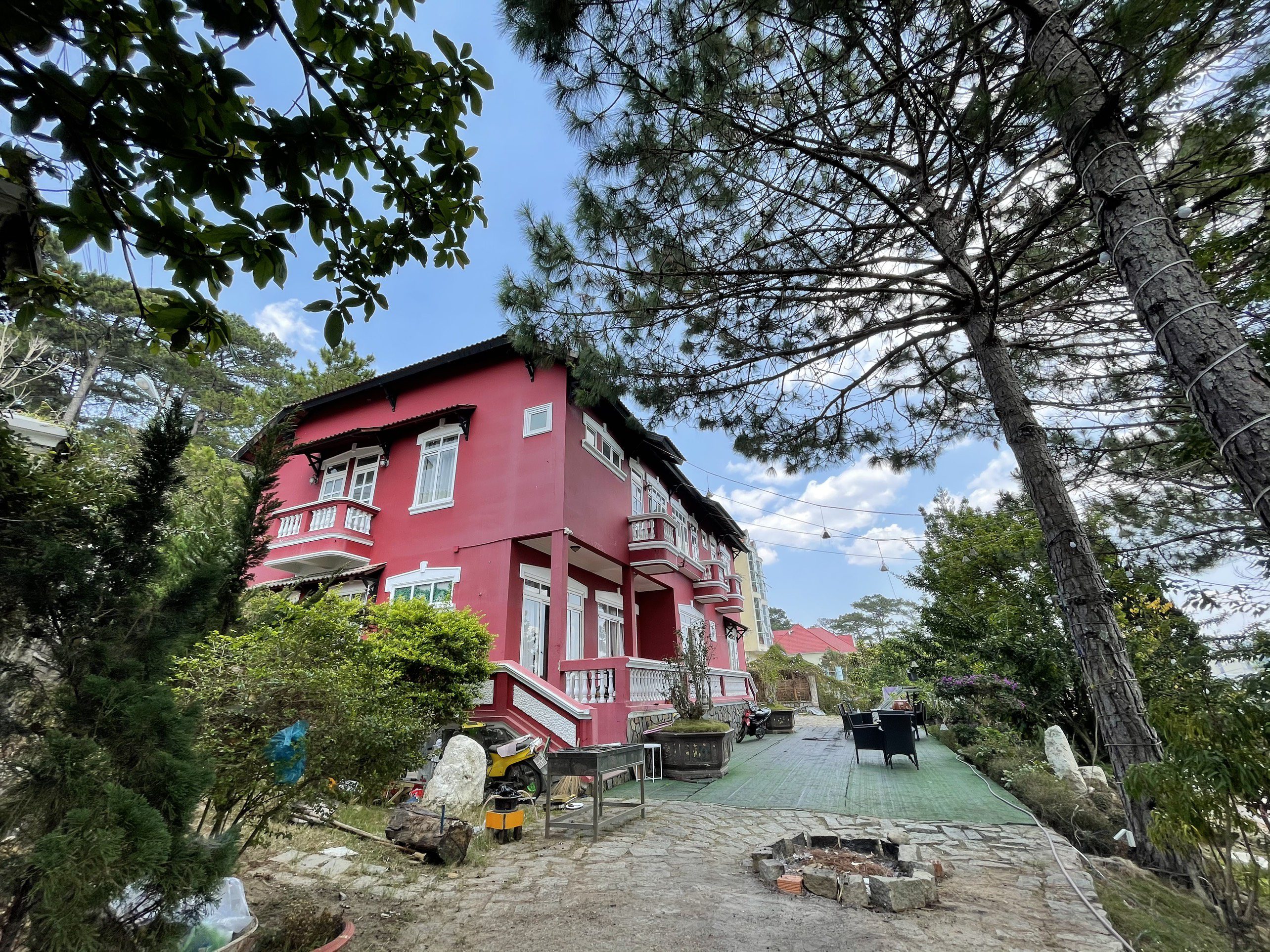 red-villa